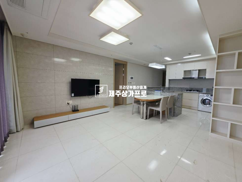 제주 서귀포시 색달동 2864-32 E동 ★중문 씨사이드 아덴/41평형/트인 바다뷰/전망최고/쓰리룸/풀옵션 콘도/매매★ 매매 매물번호 15631 사진 2