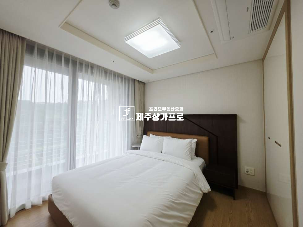 제주 서귀포시 색달동 2864-32 E동 ★중문 씨사이드 아덴/41평형/트인 바다뷰/전망최고/쓰리룸/풀옵션 콘도/매매★ 매매 매물번호 15631 사진 10