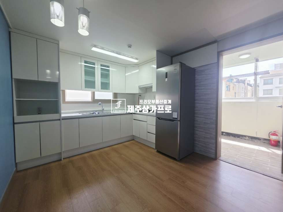 제주 제주시 아라일동 ★아라일동/제대병원가까운/즉시입주가능/쓰리룸/풀옵션/임대★ 연세 매물번호 15692 사진 1