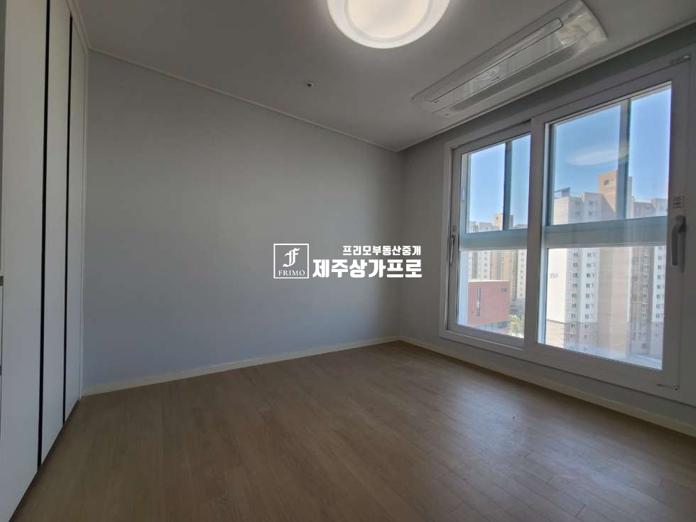 제주 제주시 노형동 920-3 노형벨라시티동 노형동 벨라시티 전세 쓰리룸-반려동물 가능 전세 매물번호 15702 사진 6