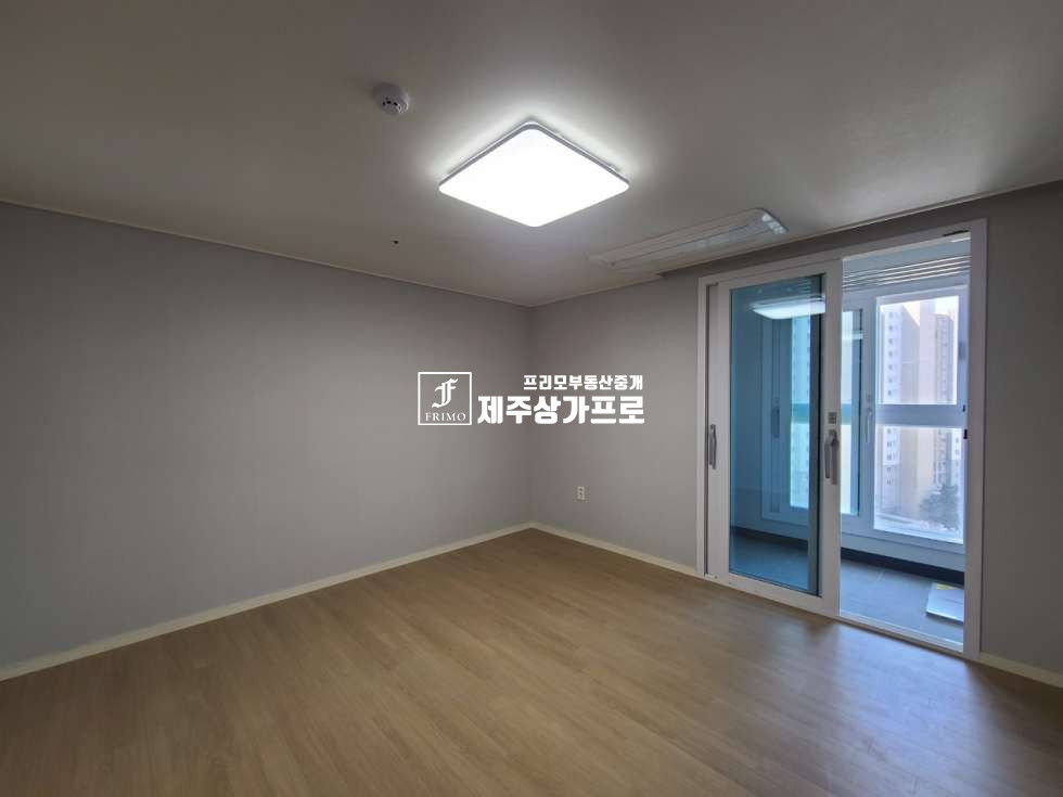 제주 제주시 노형동 920-3 노형벨라시티동 노형동 벨라시티 전세 쓰리룸-반려동물 가능 전세 매물번호 15702 사진 7