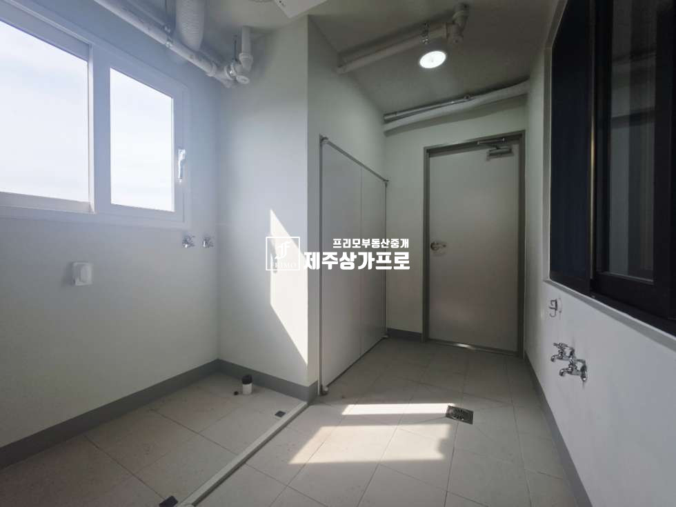 제주 제주시 화북이동 5762 ★화북세원멤버스/탁트인한라산뷰/쓰리베이/준신축/1세대2주차/은행,회사1억 동시대출가능★ 매매 매물번호 15748 사진 20