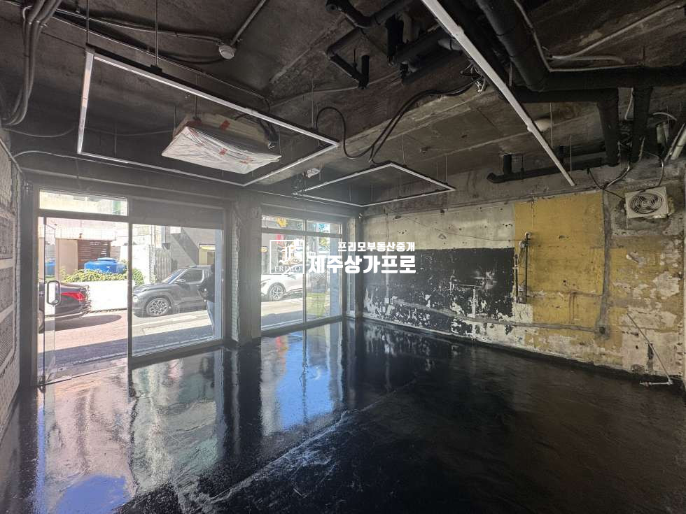 제주 제주시 이도일동 제주시 이도일동 동문시장인근 전면넓은 1층상가/업종제한없음/카페,혼술바,소품샵 강력추천/주차편리 연세 매물번호 15235 사진 3