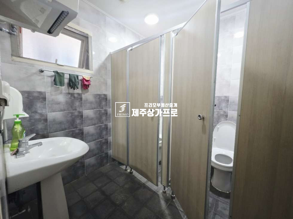 제주 제주시 도남동 ★무권리~~!!/청사인근/1층/46평/일반음식점, 사무실 모두가능한/상가임대★ 연세 매물번호 15759 사진 7