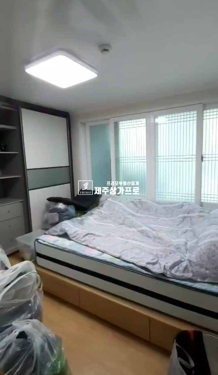 제주 제주시 노형동 1032-1 노형미화1차아파트동 ★중앙병원, 하나로마트인근/내부 리모델링된/쓰리룸/노형 미화1차 아파트 매매★ 매매 매물번호 15783 사진 1