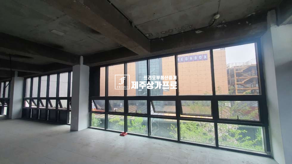 제주 제주시 아라일동 연북로.중앙로인근 대도로변/무권리/식당자리 추천/주차장완비된/2층 상가 임대 연세 매물번호 14685 사진 2