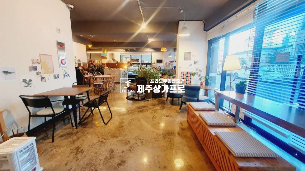 제주 제주시 아라일동 아라일동 주거밀집/아파트단지앞/단골많은 1층 카페/승계 임대 연세 매물번호 14692 사진 2