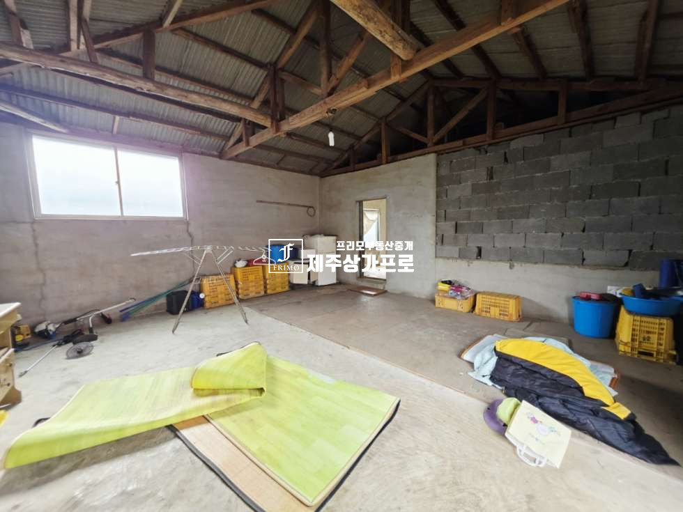 제주 제주시 한경면 낙천리 461-3 ★한경면/수룡동교차로인근/버스정류장앞/단독+창고시설/아기자기 예쁜 전원농가주택매매★ 매매 매물번호 15837 사진 11