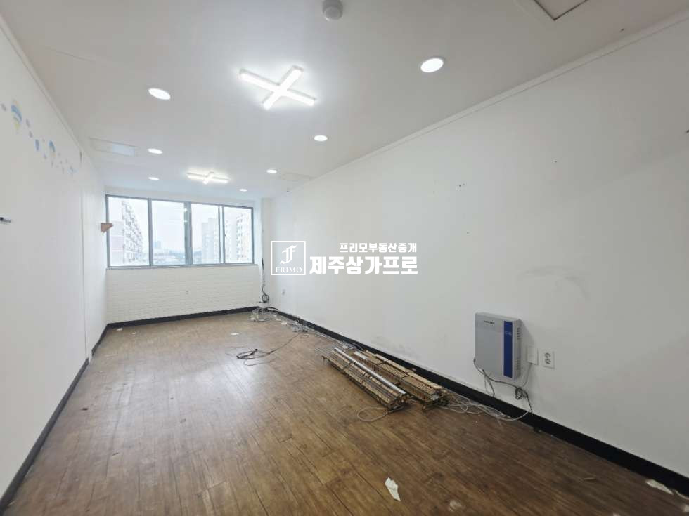 제주 제주시 외도일동 ★무권리~~!!/외도부영2차 바로앞/대로변/저렴한 임대료/약 34평/학원/상가임대★ 연세 매물번호 15841 사진 6