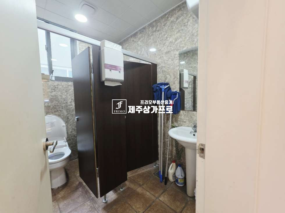 제주 제주시 이도이동 ★무권리~~!!/중앙로 대로변/약 195평/대형/전시장, 프랜차이즈 판매점, 전자상가 추천/상가임대★ 연세 매물번호 15842 사진 6