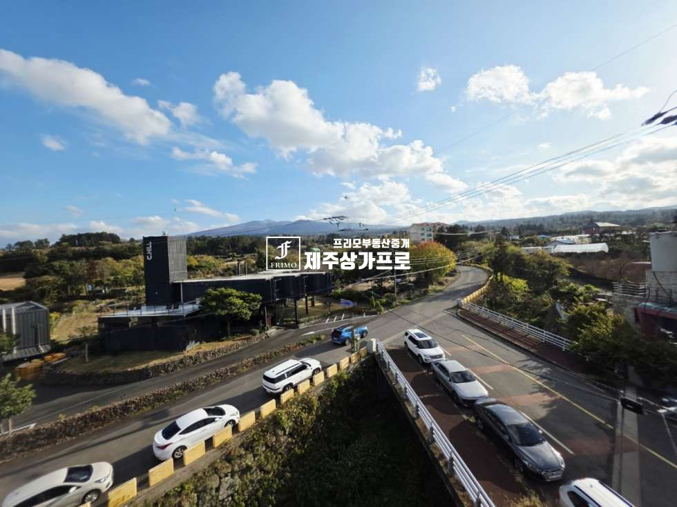 제주 제주시 해안동 ★무권리/36평/한라산뷰/세련되고 화사한 시설완비/카페,양식,웨딩, 베이비스튜디오추천/상가임대★ 연세 매물번호 14975 사진 11