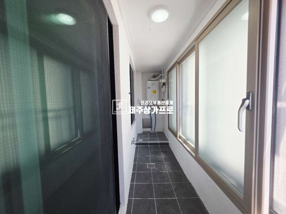 제주 제주시 삼도일동 532-10 ★급매~@@/중앙초/서사로인근/주거밀집/2억 미/엘베0/즉시입주가능/쓰리룸/빌라매매★ 매매 매물번호 15471 사진 8
