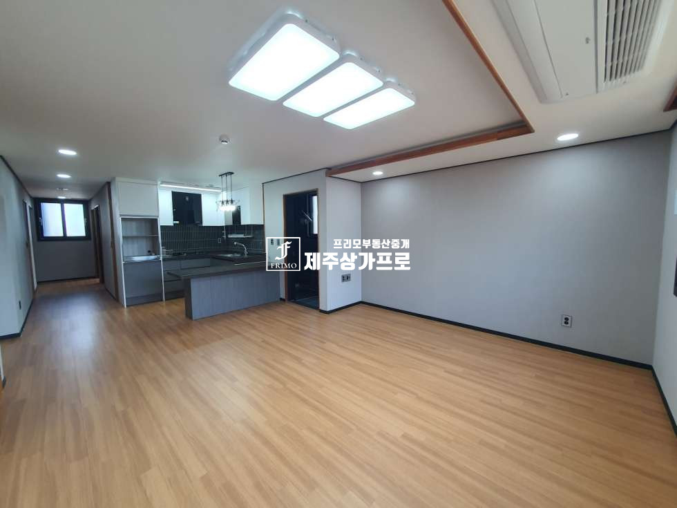 제주 제주시 오라이동 812-19 ★제주의 판교/조용한 숲세권/도심과 전원을 연결하는 정실마을/쓰리룸/즉시입주/년세임대★ 연세 매물번호 16024 사진 11