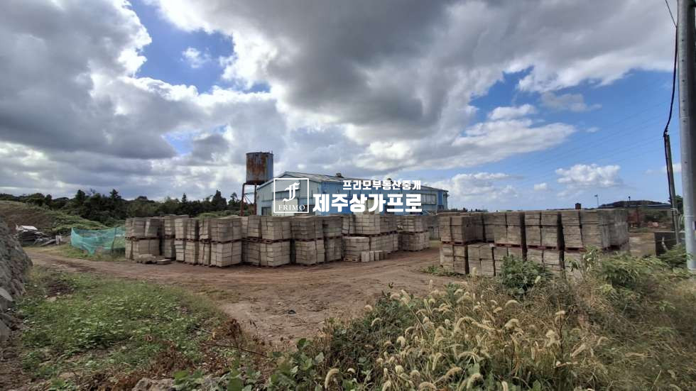 제주 제주시 조천읍 와흘리 도로변 공장부지 매매 ( 별도 협의 가능 ) 매매 매물번호 16031 사진 2