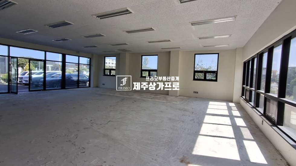 제주 제주시 오라삼동 무권리/ 공항인근 서광로 대로변 1층 상가 임대 연세 매물번호 15964 사진 2