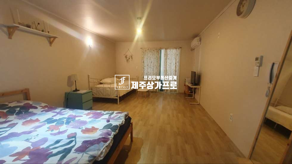 제주 제주시 도두일동 ★도두일동/도두항, 도두애거리 인근/1층~3층/약137평/1층 상가 및 민박 5개룸 운영중/단독 민박 매매★ 매매 매물번호 16059 사진 3